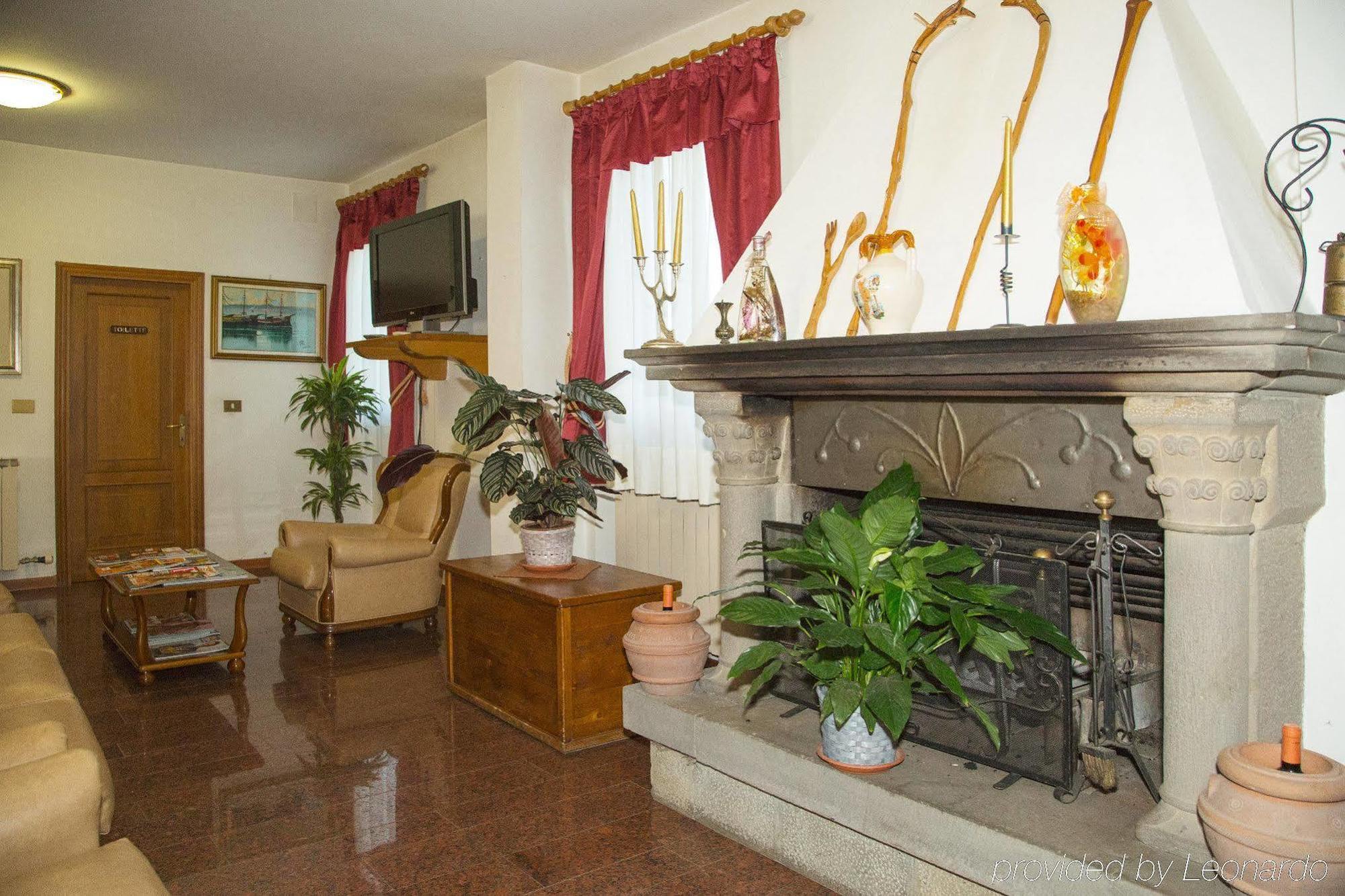 Hotel Del Lago Cavriglia Kültér fotó